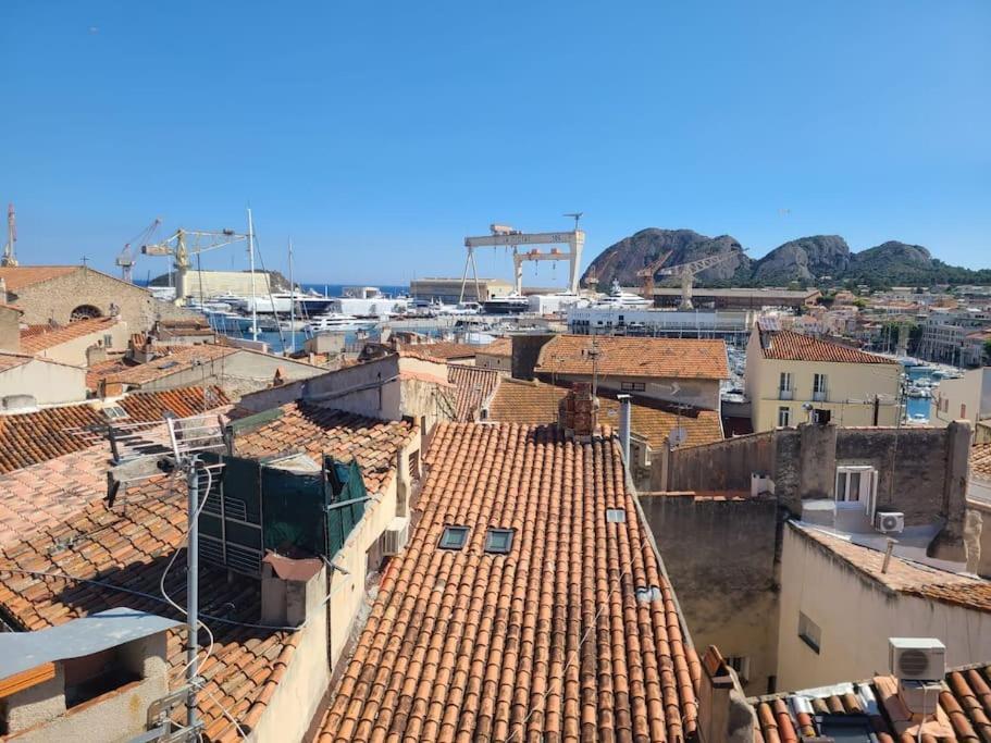Superbe Appartement Familial En Coeur De Ville - Parking - Petit Dej Sur Demande La Ciotat Exterior photo