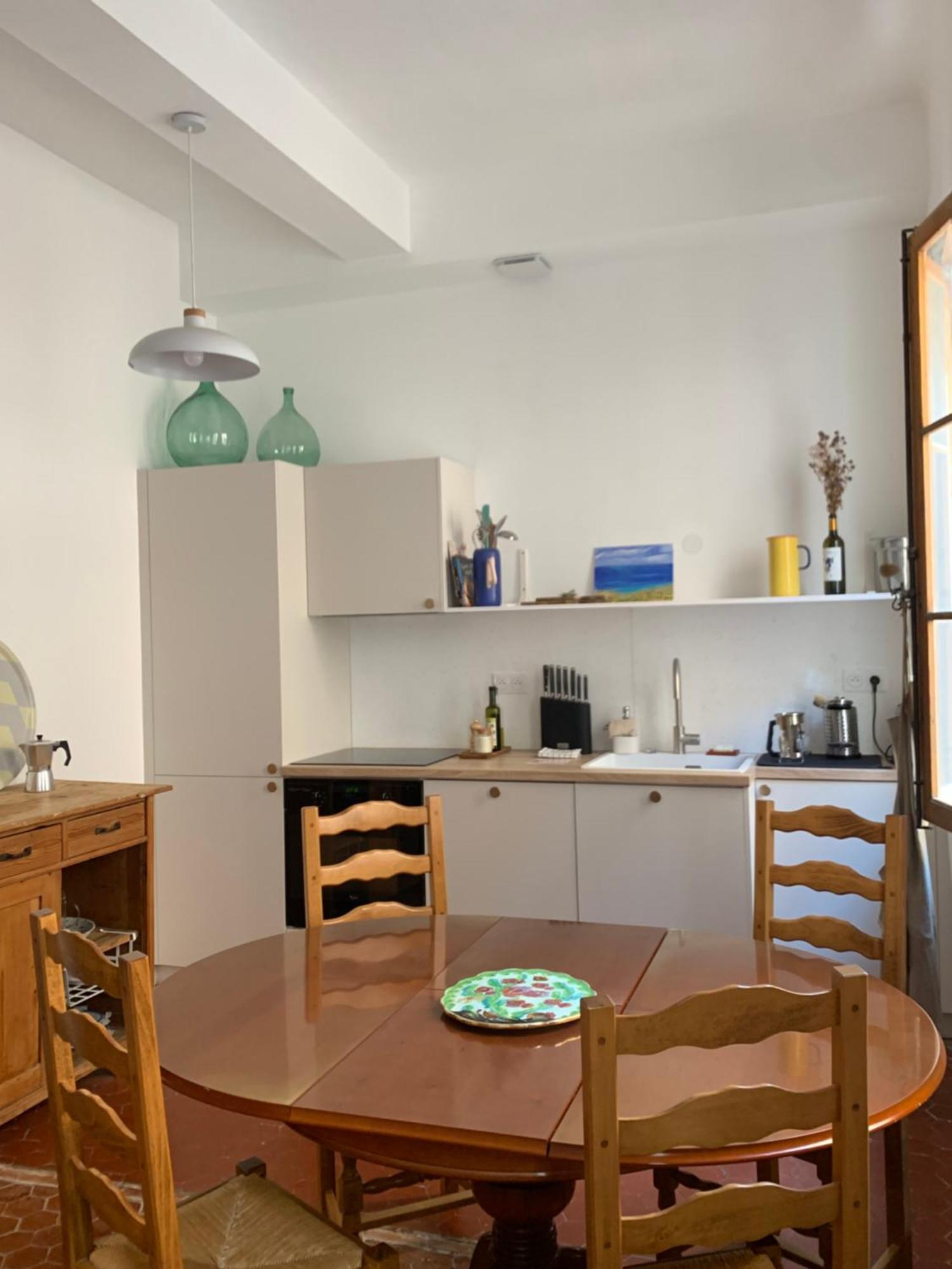 Superbe Appartement Familial En Coeur De Ville - Parking - Petit Dej Sur Demande La Ciotat Exterior photo